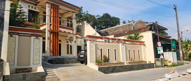 For Sale: Grand House and Furniture in East Batang 1