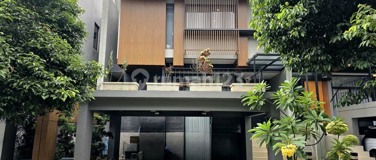 Caelus Greenwich Park Cluster House in BSD City Fully Furnished with Attic Room and Sky Balcony 1