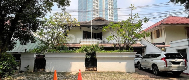 Rumah Terawat Prime Area Kebayoran Baru Dekat Blok M Dan Senayan 1