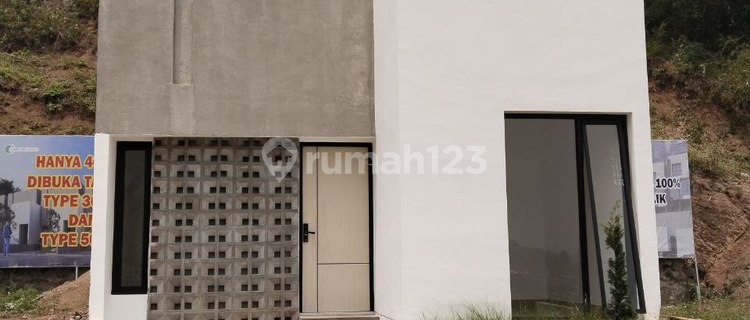 Rumah 300 Jt-An Lokasi Strategis Dekat Kampus Unjani 1