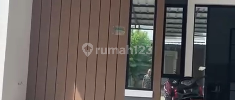 Perumahan Crescent Tree 1