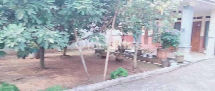 Large and Beautiful Furnished House in an Islamic Environment in Purwakarta 1