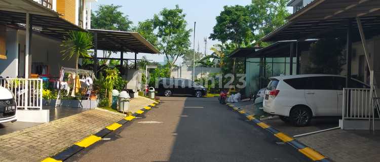 Rumah 2lantai Lokasi Strategis Di Graha Raya Bintaro 1