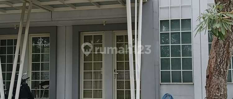 Disewakan Rumah di Grand Pakuwon - Queensland 1