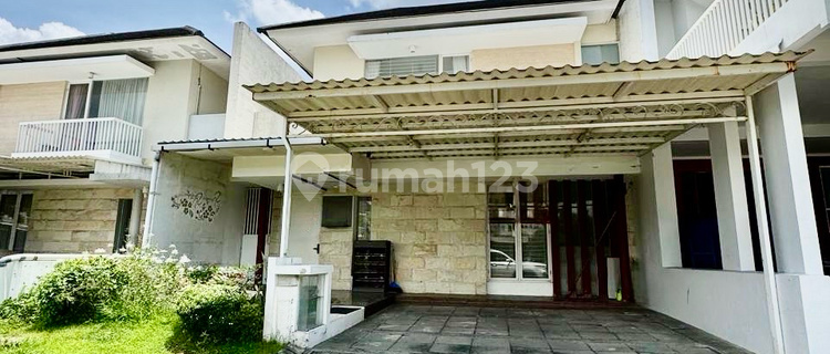 For Rent: Greenwich Royal Residence 2-Story House, Semi-Furnished, Wiyung 1