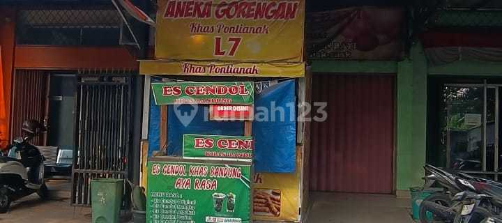 3-Story Shophouse for Rent in Jati Luhur, Jati Asih, Bekasi City 1