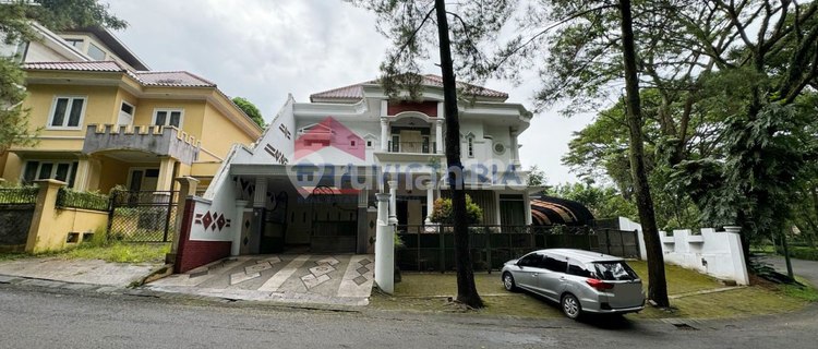 RUMAH JUAL DALAM PERUMAHAN ELIT TENGAH KOTA 1