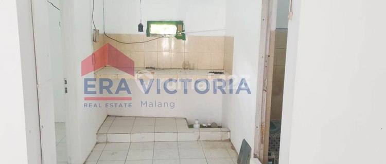 SHOP HOUSE FOR RENT LOCATED NEAR MAIN ROAD AND SUGAR FACTORY 1