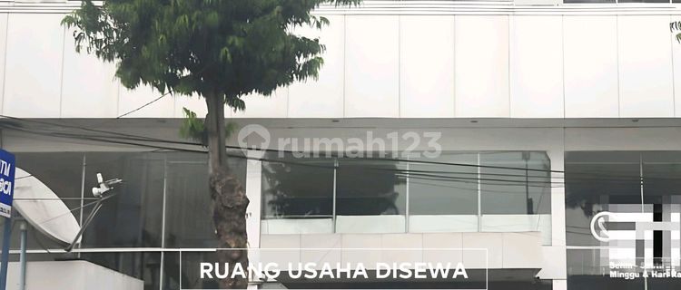 For Rent: Former Showroom Shop in the Center of Blitar City 1