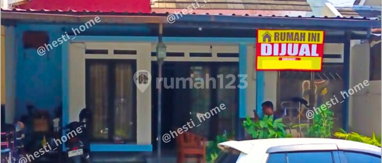 Strategic House in Pedurungan only 550 million, close to everywhere. 1