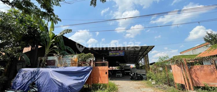 For Sale: Used Automotive Workshop Warehouse in the Business Center of Jl. Raya Majapahit, Semarang\\\\n​Premium location, guaranteed profitable investment! Selling Warehouse at Jl Majapahit Block 00 - Semarang, Land Area 2200 m², Building Area 1000 m² 1