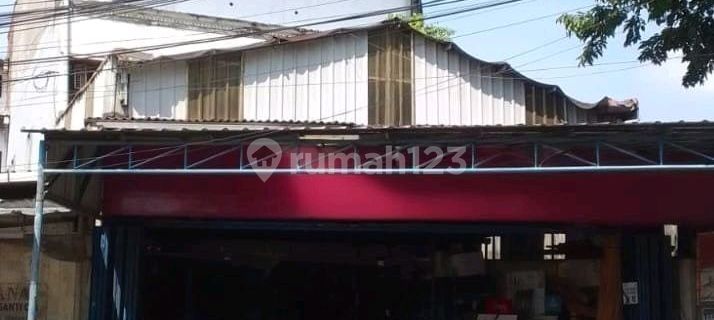 For Sale: House and Business Space 1