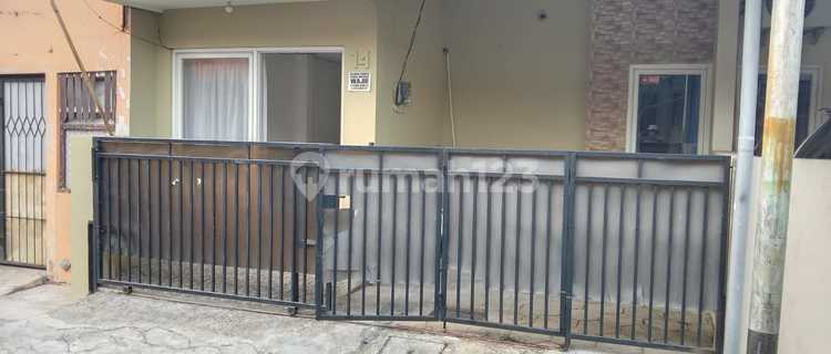 Disewakan Rumah Strategis dan Siap Huni 1