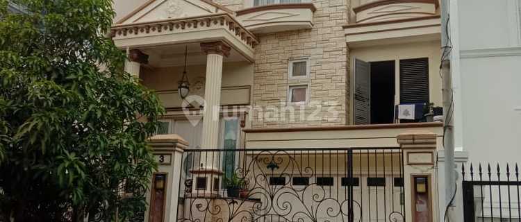 For Sale Luxury House Pantai Indah Kapuk - Fully Furnished, Private Pool, Move-in Ready 1