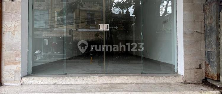 READY-TO-USE SHOP HOUSE - STRATEGIC LOCATION IN CENTRAL UBUD, SUITABLE FOR BUSINESS 1