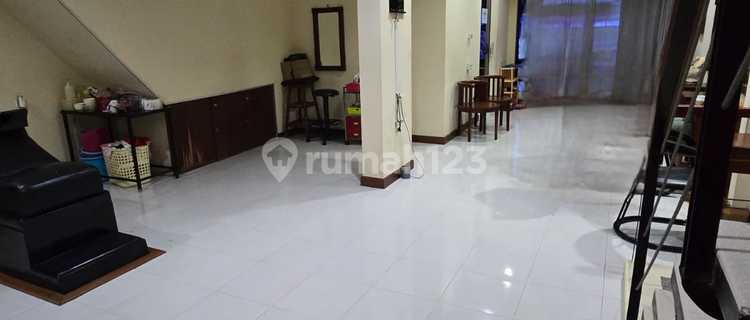 Rumah Cocok Utk Usaha,Lokasi Rame Sekali 1