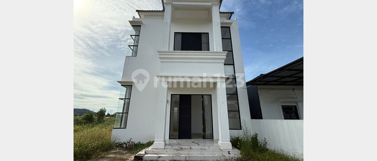 Modern 2-Story Mountain View House, Ideal for Villa/Residence 1