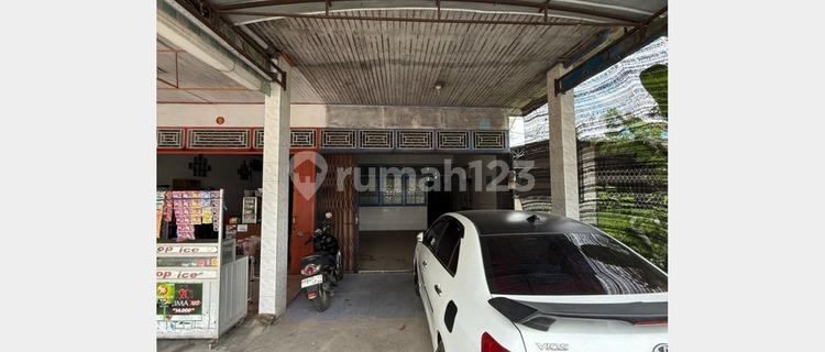 Strategic Shop House Near Singkawang Mall – Annual Rent 1