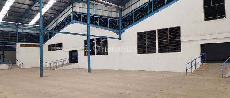Gudang 2000 m2 SHM Bagus Cawang, Jakarta Timur 1