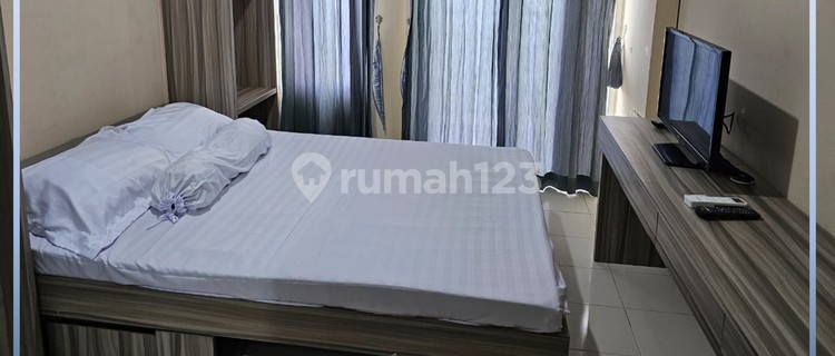 Disewakan apartemen di victoria square Cimone Karawaci furnish 1