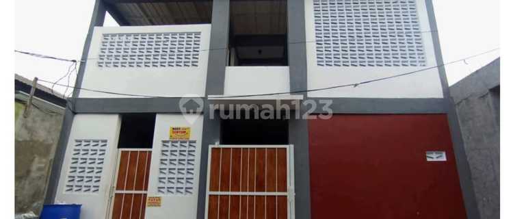 2-Story Ready-to-Occupy Boarding House with SHM, 22 Rooms, Fully Tenanted, Geluran, Sidoarjo 1