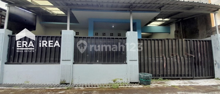 Rumah Dijual Murah Dekat Pusat Bisnis Solo Baru 1