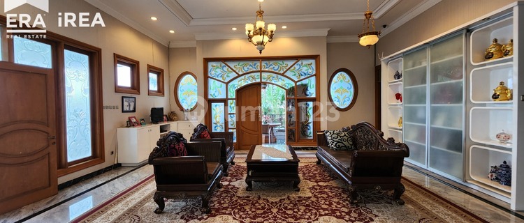 Dijual Rumah Mewah 2 Lantai di Solo Area Pasar Karanggede 1