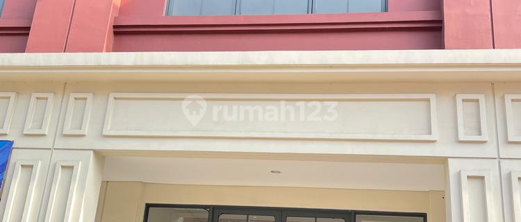 For Rent: Madison Grande Ruko Gading Serpong 1