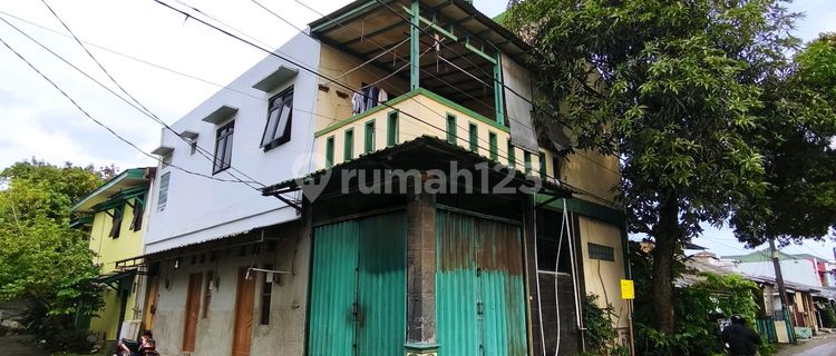 Rumah Hook Full 2 Lantai Hadap Jalan Utama Kutabumi Tangerang 1