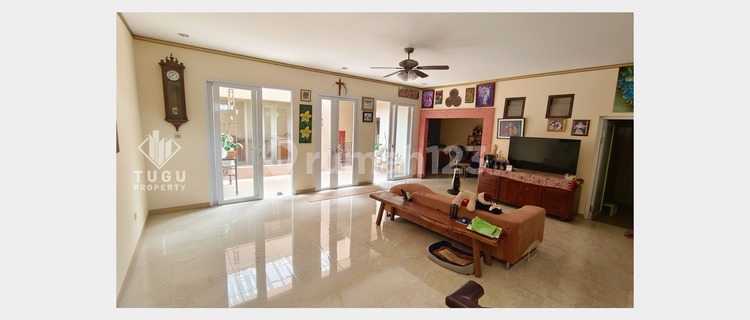 For Sale Fast Modern House in Lippo Cikarang, Elite Area, Near Pelita Harapan School, Dian Harapan School, Aeon, Farmers Market, Lippo Cikarang Mall, Chadstone Mall, Ejip & Jababeka Industrial Estate, Siloam Hospital, BCA CIMB KCU, Olympic Swimming Pool, Water 1