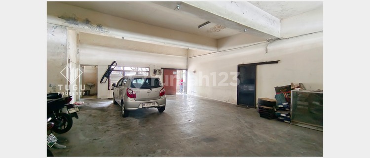 Shop House for Rent in Jogja Wirobrajan, near Janabadra Campus, State High School SMAN 1, Junior High School SMPN 7, SMPN 11, close to Ludira Husada Hospital, AMC Hospital, Dental Hospital, Serangan Market. 1