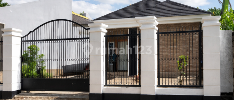 Rumah Mewah di Kendari Kawasan Perkotaan Dekat dengan Perkantoran 1