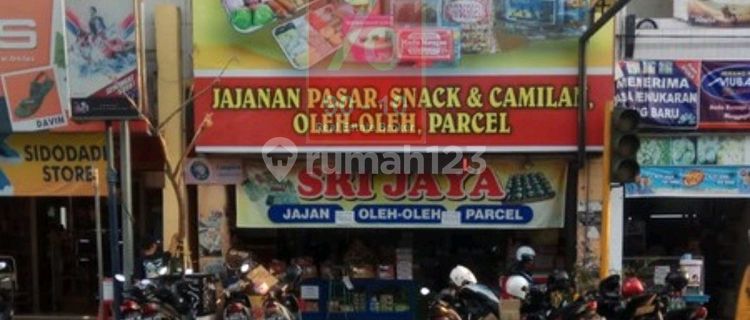 For Sale Fast 3-Story Shop House in Kudus 1