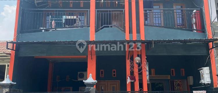 Available Kos Active Full Furnished Near Commercial Area in GKB Gresik 1