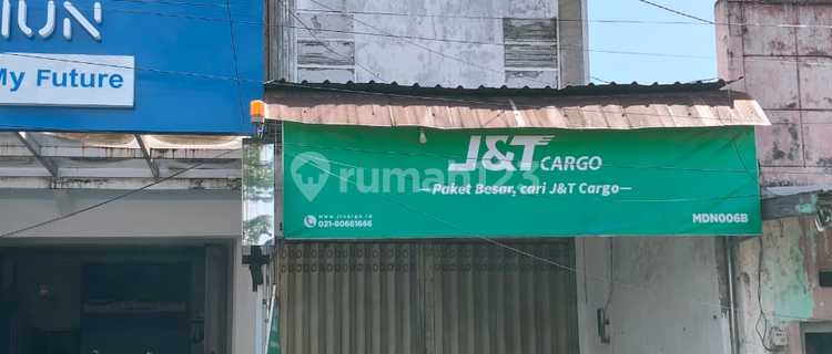 Commercial Building for Sale at an Affordable Price in the Center of Madiun City 1