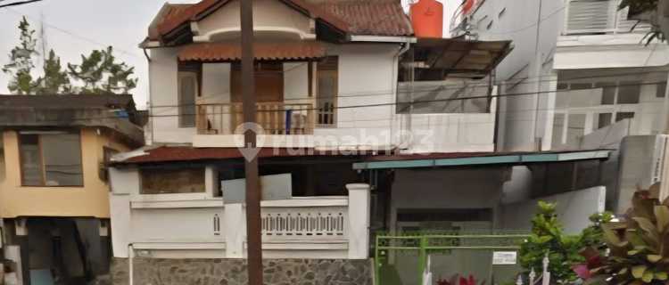 For Quick Sale: 2-Story Boarding House Near City Center in Salatiga 1