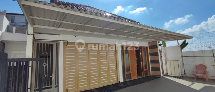 Fully Furnished Ready-to-Occupy House in Candisari, Spacious and Wide 1