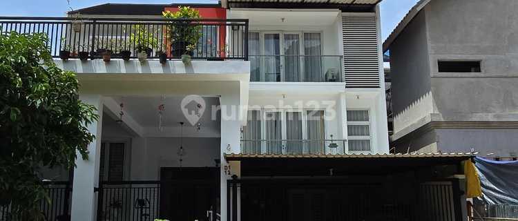 Spesial Rumah depan LITTLE FOREST jogging track di Puspita Loka BSD City 1