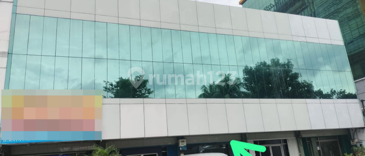 Rent a Nice 3-Storey Shop House in a Strategic Location at Pancoran, South Jakarta 1