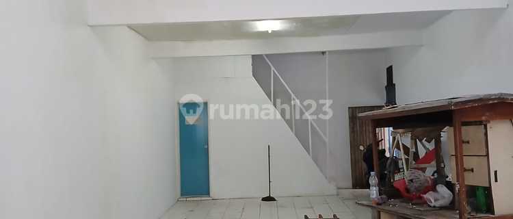 Rent Quickly: Palmerah Kiosk, Main Roadside, Busy Area, Freehold, Negotiable, Ready to Occupy 1