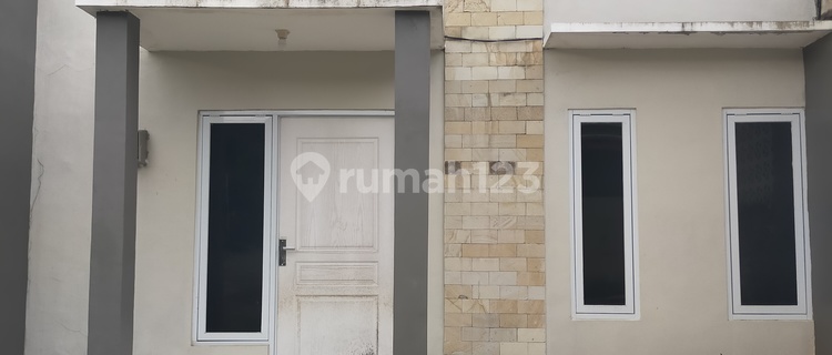 Sell Ready-to-Occupy House in Pudak Payung, Banyumanik 1