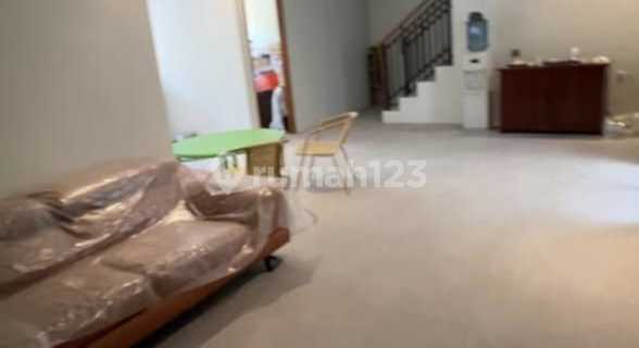 Jual Cepat Rumah Bagus Kelapa Gading 2 Lantai Hanya 2.5m-an  1