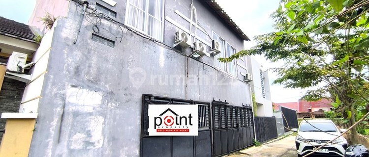 Active Girls Boarding House Exclusive Affordable Strategic in Fajar Indah Area 1