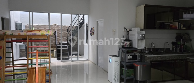 House For Sale In BSD Sector 12 Kencana Loka 1