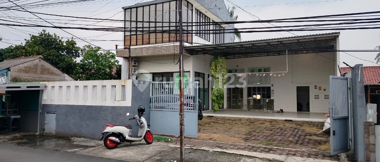 Strategic Shop House for Rent, in Pemda, Jatiasih, South Bekasi 1