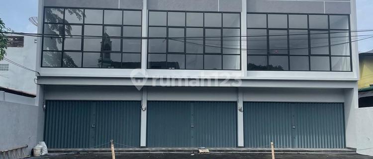 For rent 3 units of townhouse, 1 unit left, 2.5 floors 1