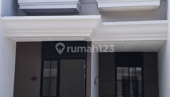 DISEWAKAN RUMAH BARU GRESS DI REGENCY ONE, SURABAYA 1