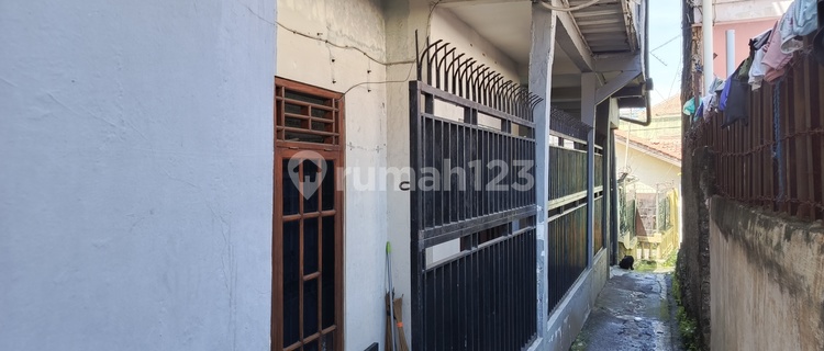Kos House 12 Rooms Near Pakuan University and Botani Square Mall 1