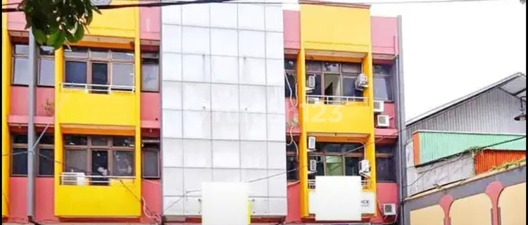 Shop House in Pajajaran, Bogor City, Spacious Parking 1