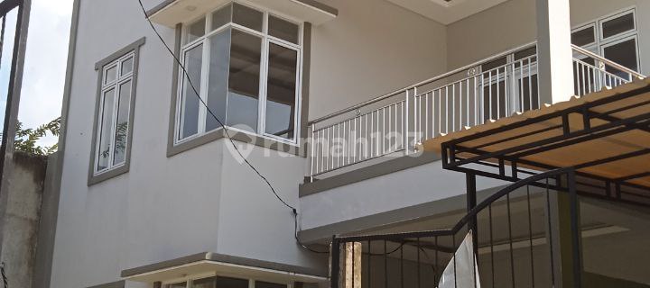 Two-Story House Near Yasmin Park Bogor 1